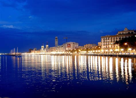 bakeka gay bari|Incontri gay a Bari: locali ed iniziative